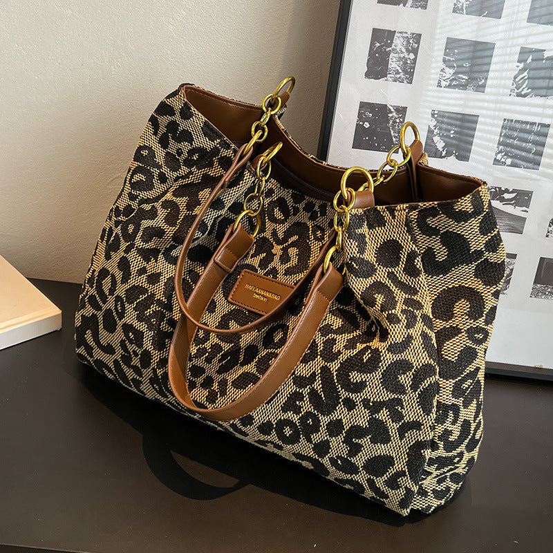 ISLA | Modern Canvas Tote Bag 3