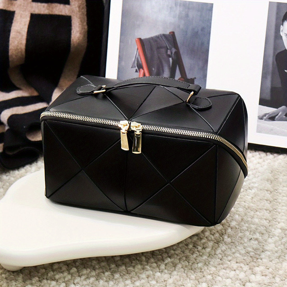 Andi | Waterproof stylish cosmetic pouch 4