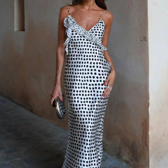 Polka-Dot-Eleganz Lagenkleid