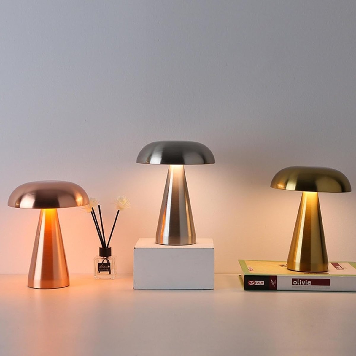 Alumis table lamp 3