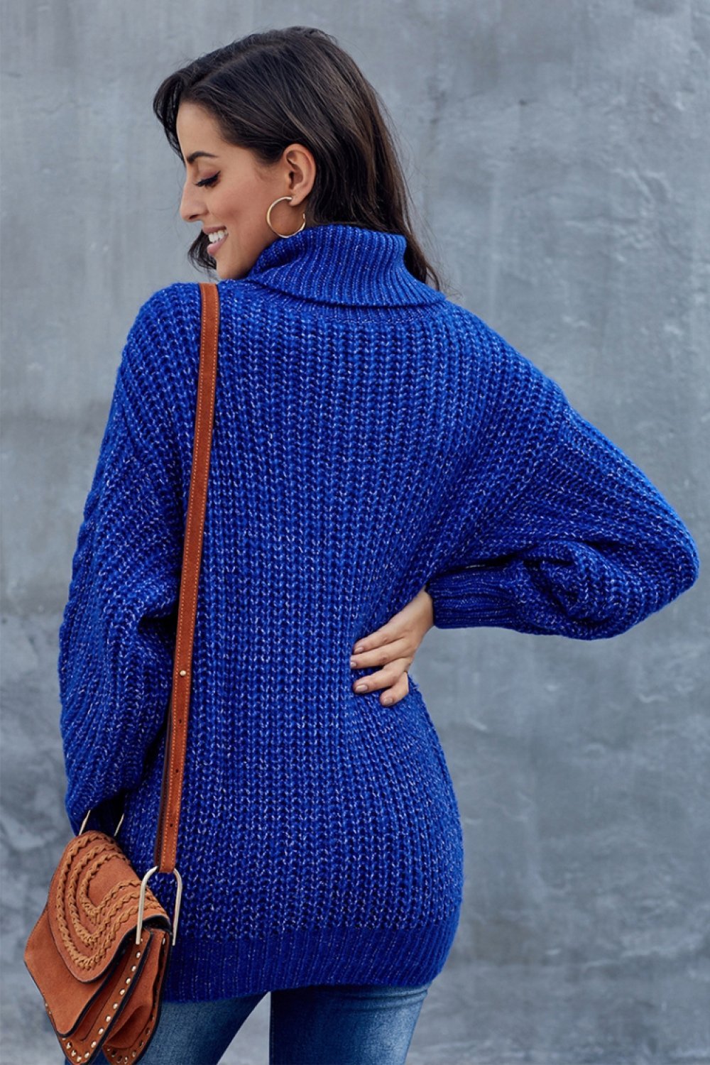 Chunky cable knit sweater for women | Turtleneck 5