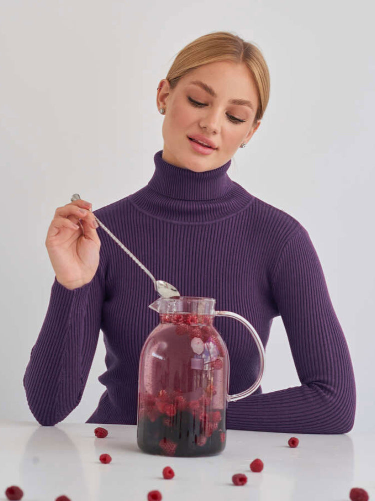Classic turtleneck sweater for women | Casual 14