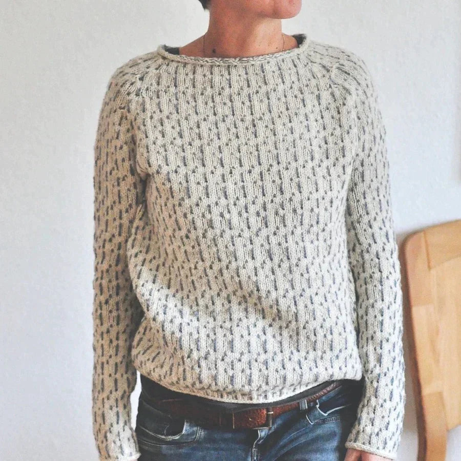 Elegant grey knitted sweater for women | Long sleeves 1