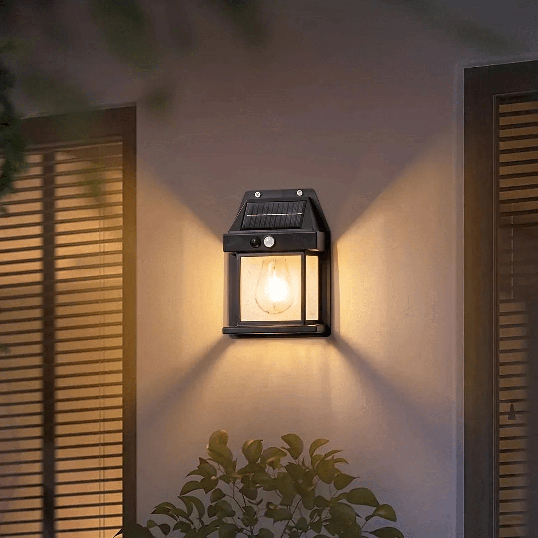 Modern and luxurious waterproof solar lamp 1