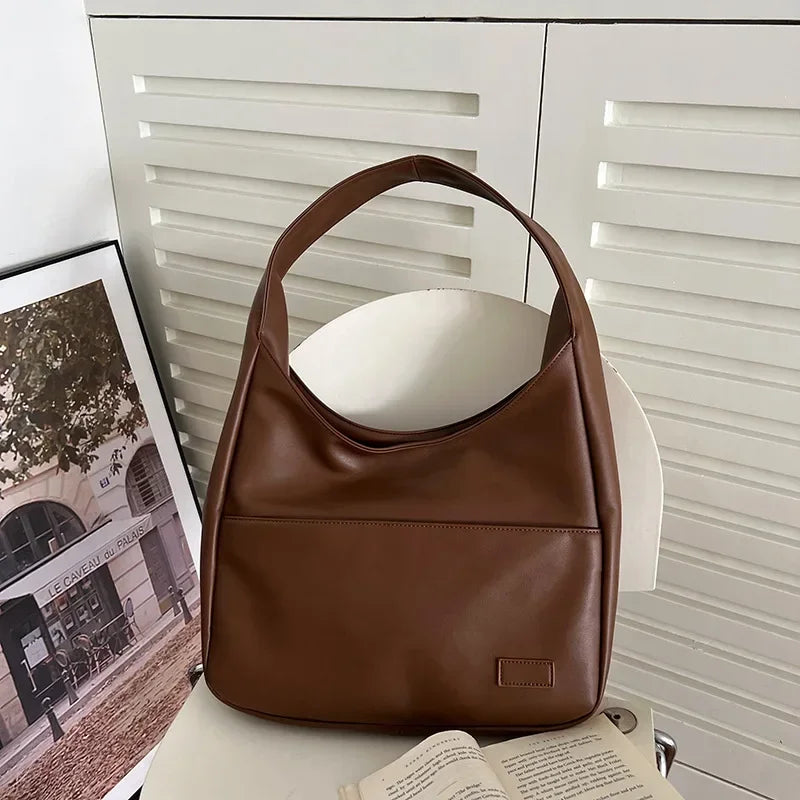 Sandra | Classic Chic Shoulder Bag 5