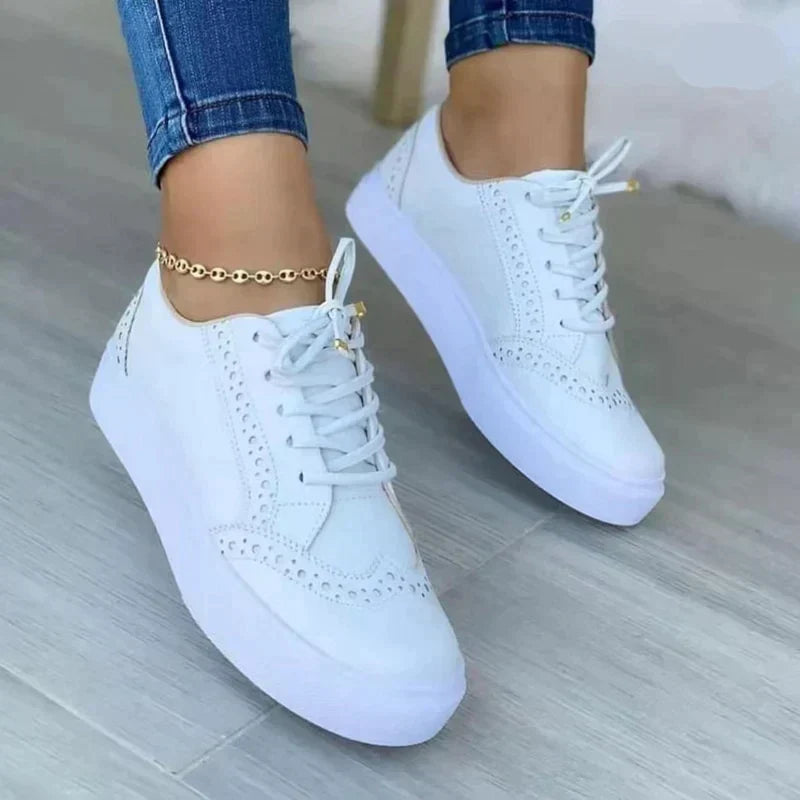 CHLOÉ | Trendy Sneakers Autumn-4