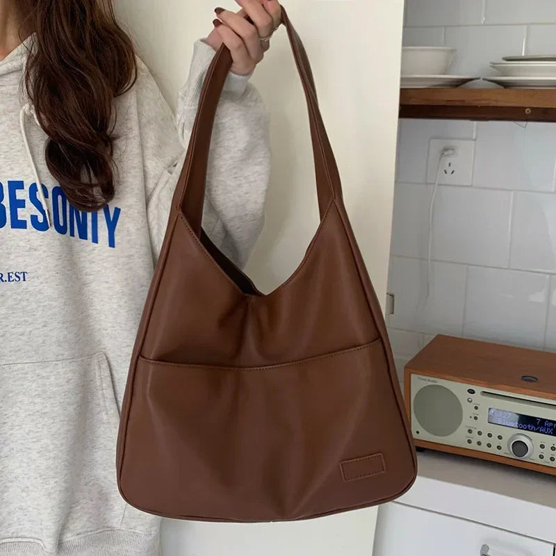 Sandra | Classic Chic Shoulder Bag 6