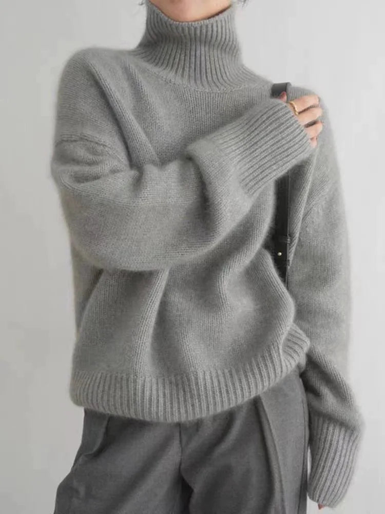 Savanna | Women's Classic Turtleneck Sweater | Warm 1