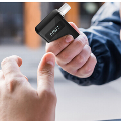 Smart Compact Portable Alcohol Meter for Home / Car Breathalyzer 2