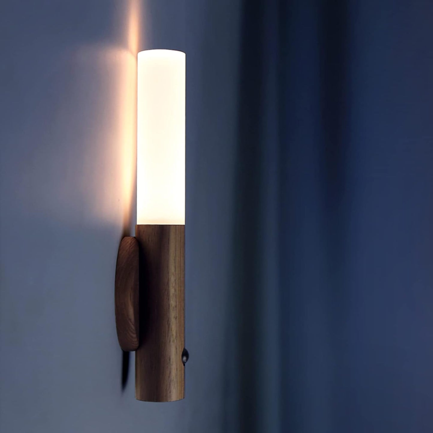 Vesoria | versatile wall light 2