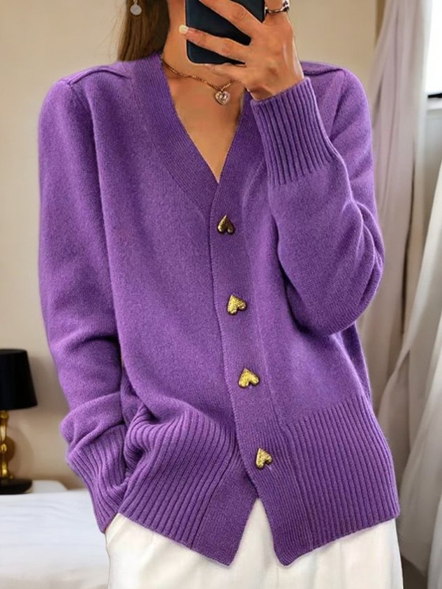Warm ladies cardigan | with heart buttons 3
