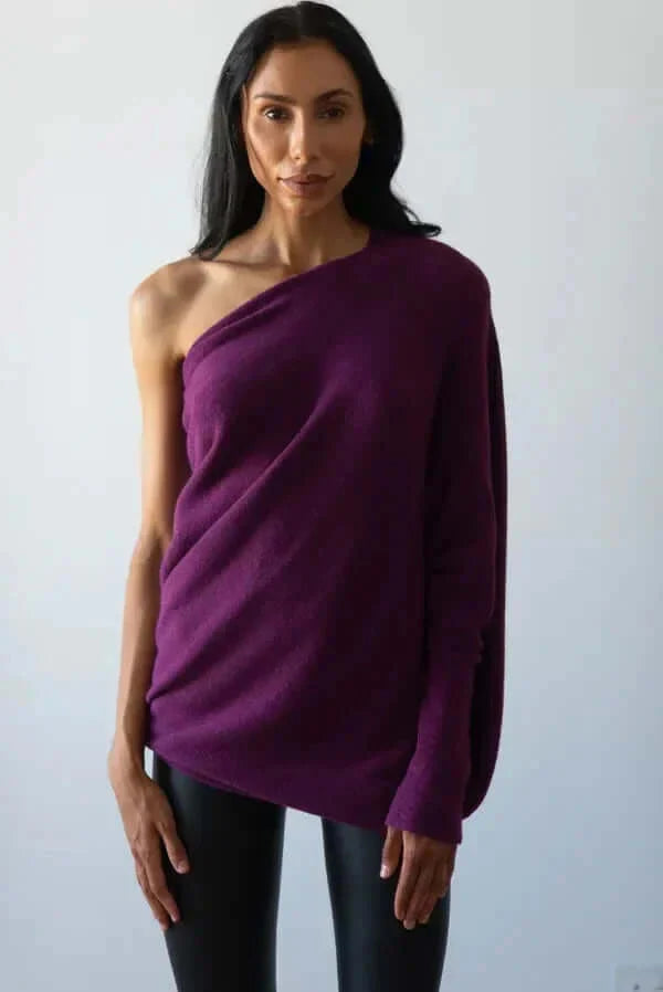 Warm long-sleeved sweater for women | Asymmetric 8