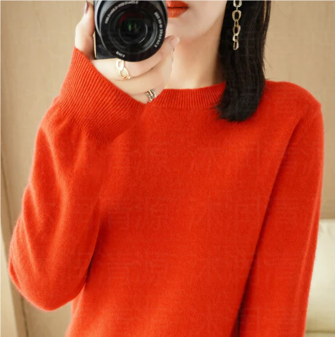 Warm long-sleeved sweater for women | Round neck 7