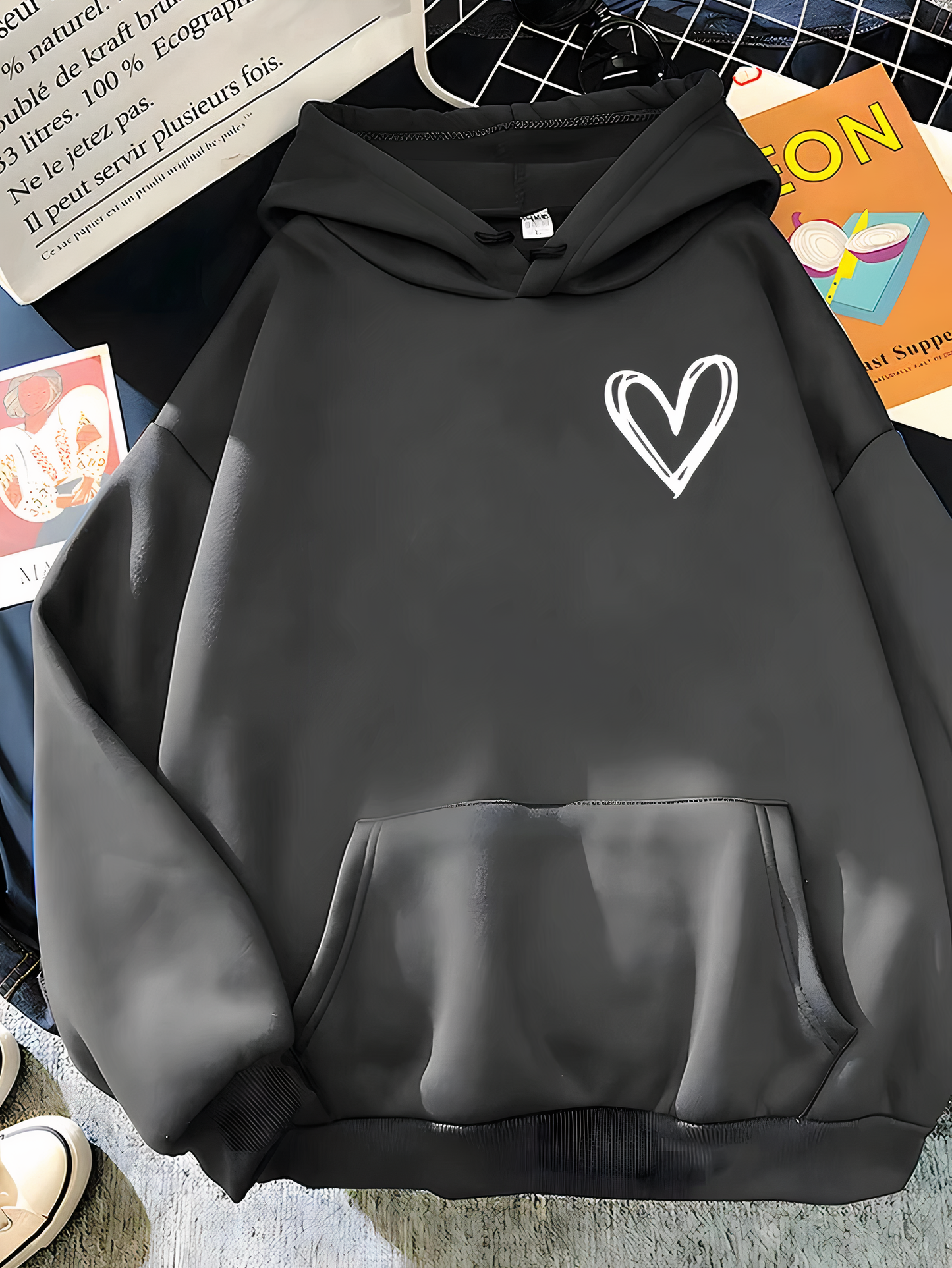 Women's casual hoodie with heart | Loose fit 3