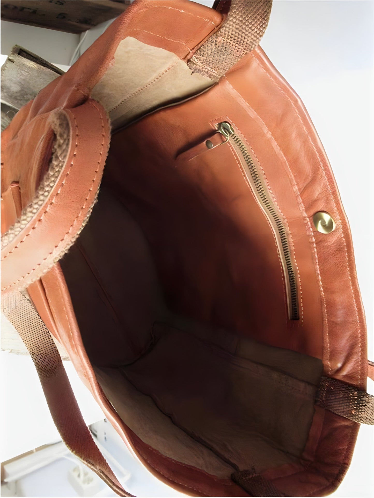 HANNA | Elegant and Durable Leather Bag 3