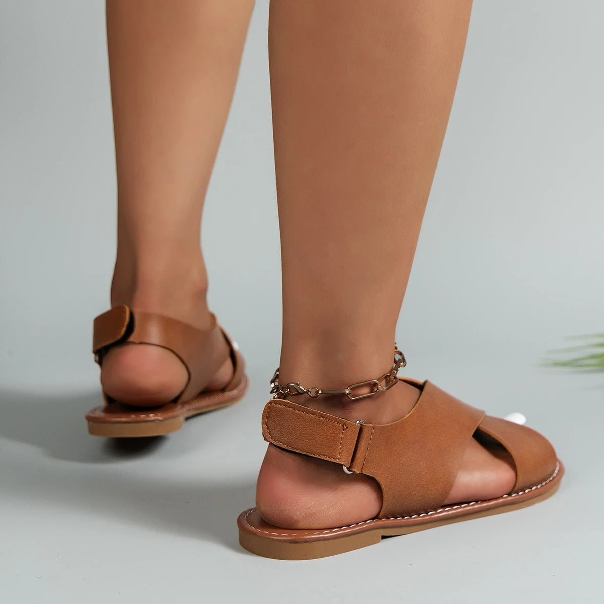 Savannah - Leather women's sandals with buckle-4