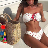 https://cdn.shopify.com/s/files/1/0884/1668/2333/files/strapless-polkadot-bikini-or-karola-bikini-carla-moda-1_3363e1ef-4c7e-437f-8cb2-223d1c598b96.jpg?v=1734868908