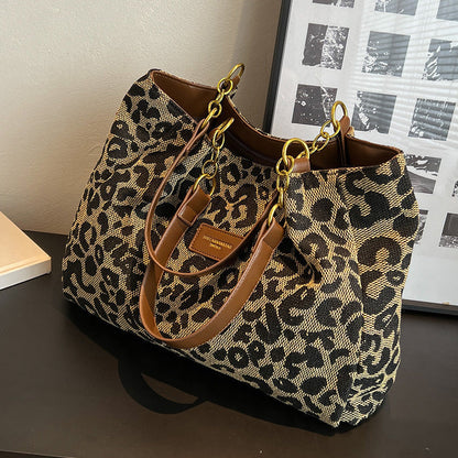 ISLA | Modern Canvas Tote Bag 3