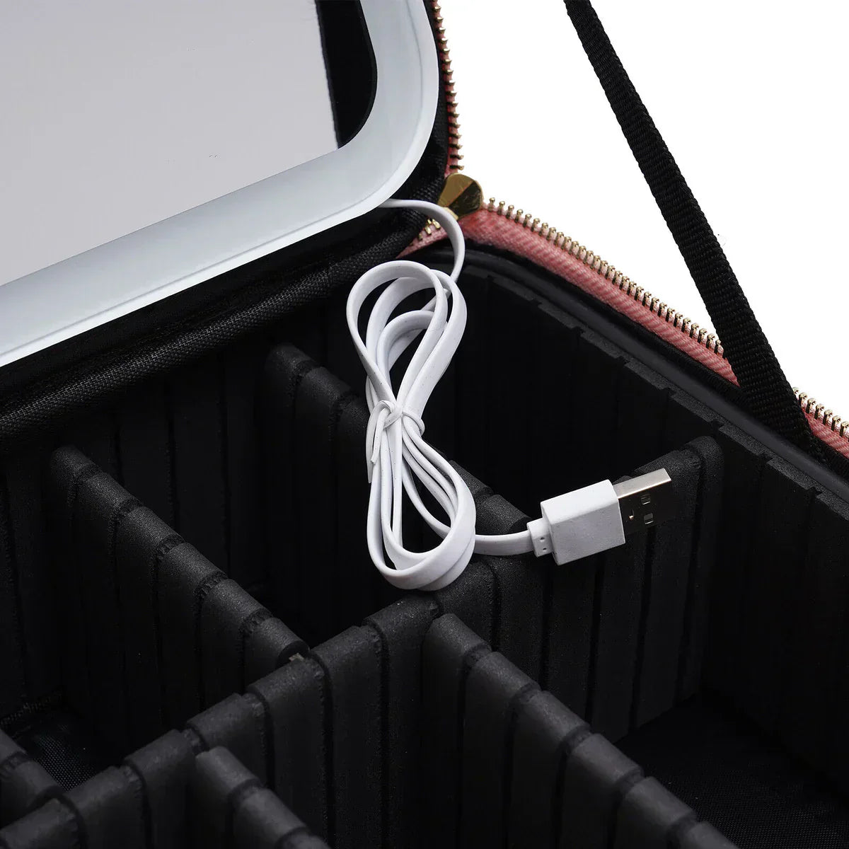 Pearls | Stylish & Portable LED Light Mirror Cosmetic Case 3