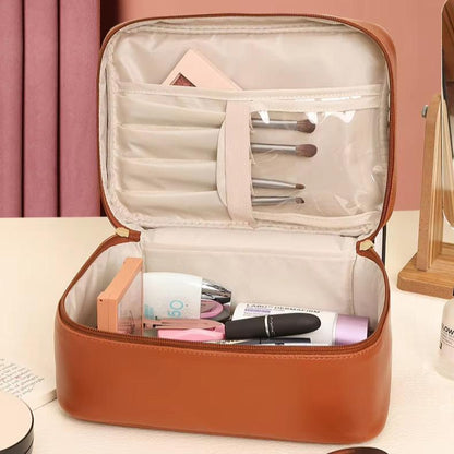 Dana | Elegant and spacious organizer for beauty utensils 6