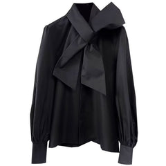 Professionelle Bluse mit Schleifendetail - Elegante Bürobekleidung mit modernem Flair