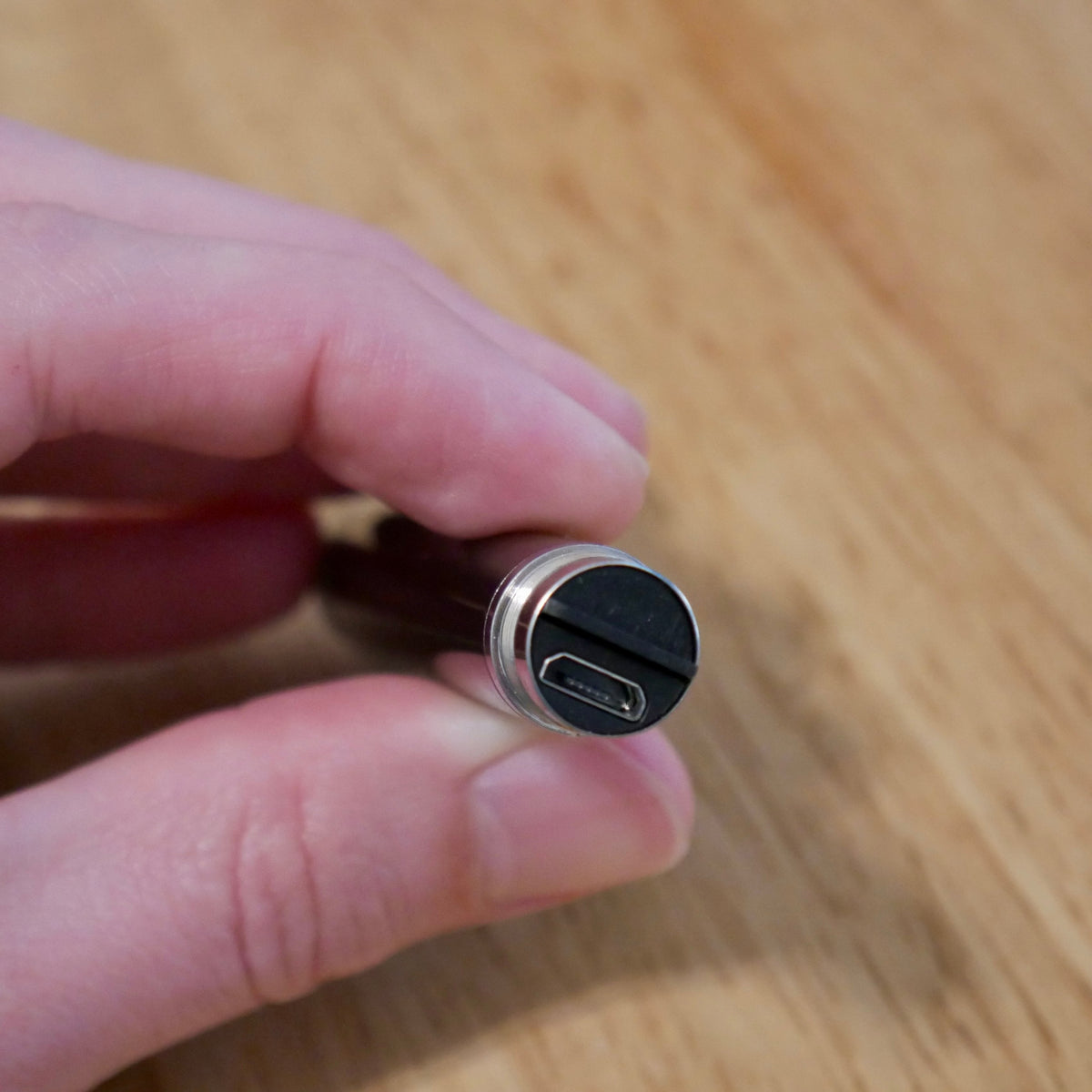 25 Hour Voice Activated Recorder Pen 2
