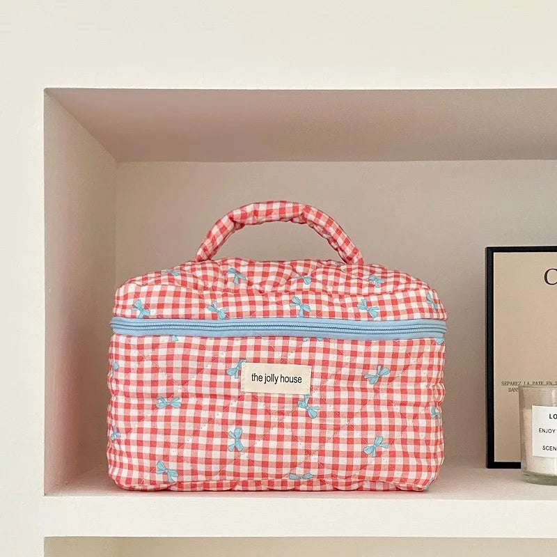 Chloe | Charming checked makeup pouch set with bow design 3