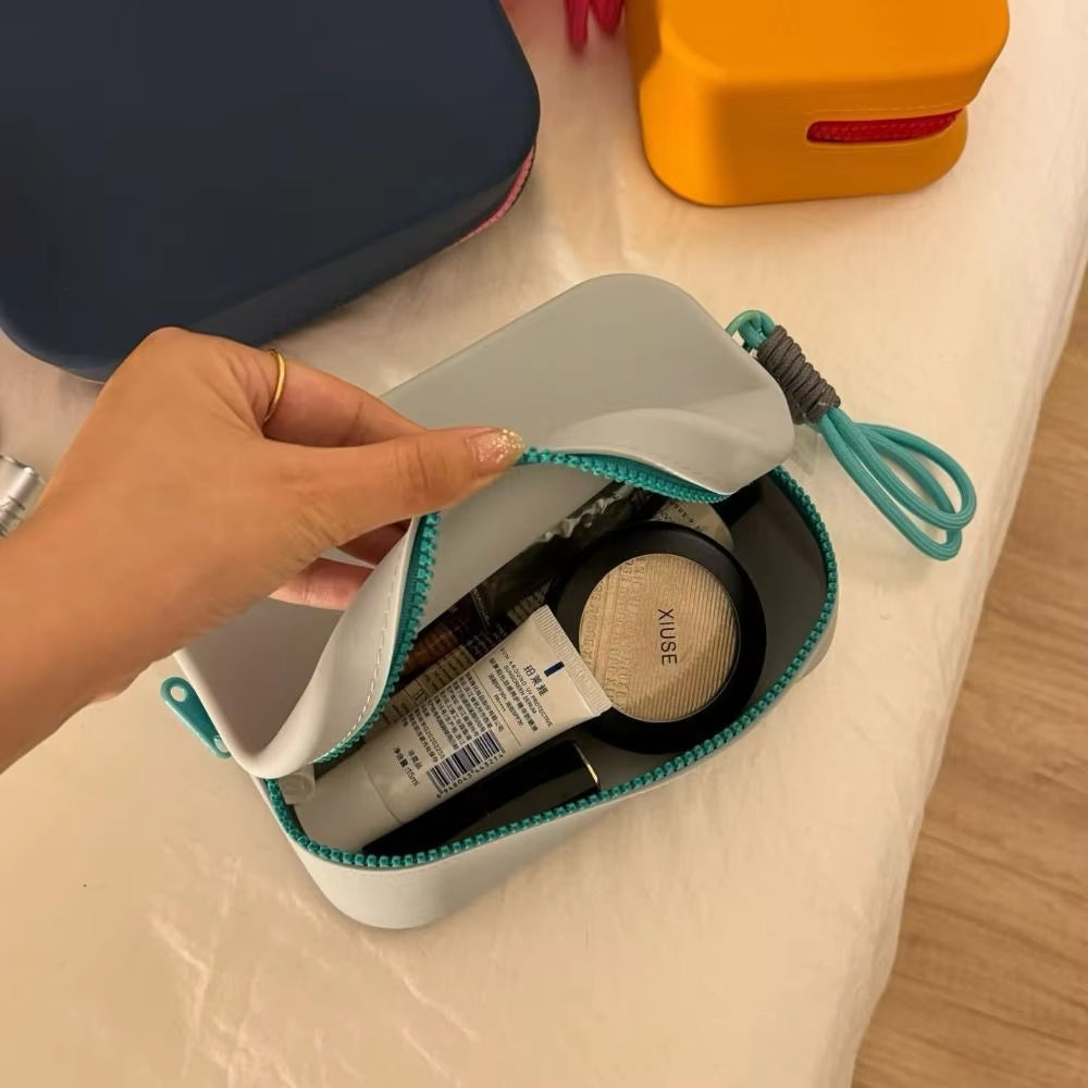 Eleanora | Large Waterproof Silicone Cosmetic Bag for Travel 3