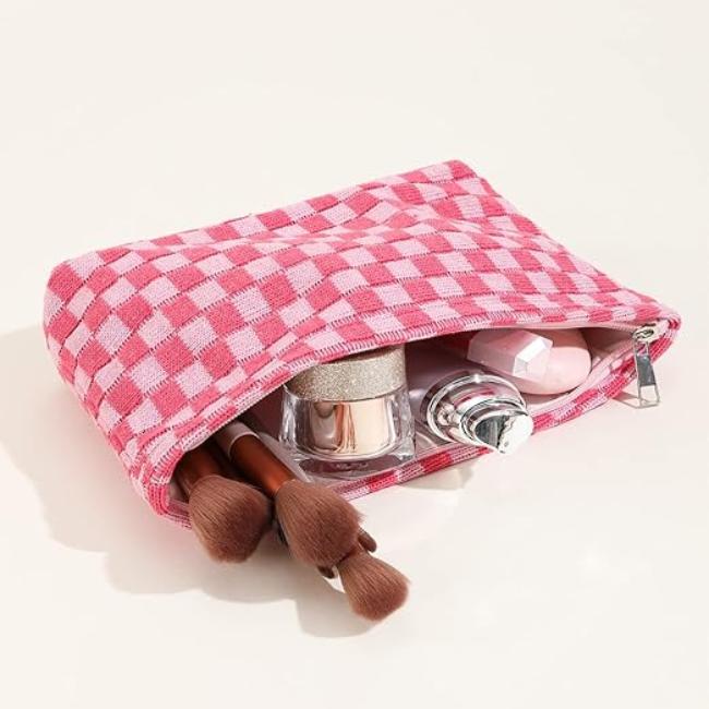 Ruthie | Checkered Aesthetic Makeup Pouch 4