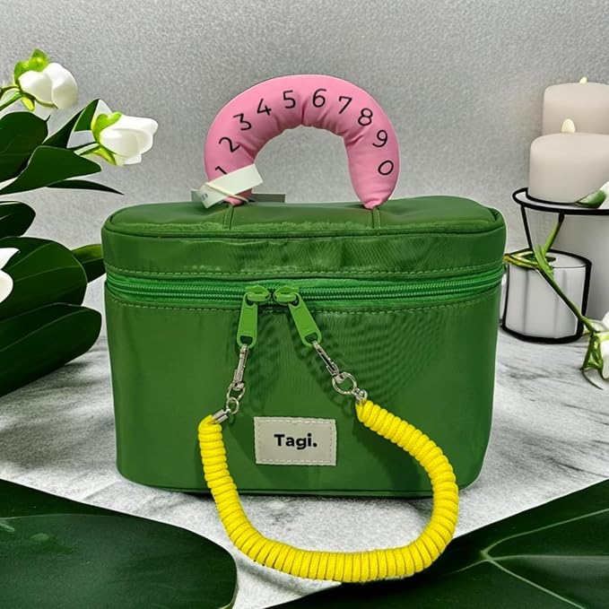 Amyra | Elegant and Practical Beauty Organizer 5