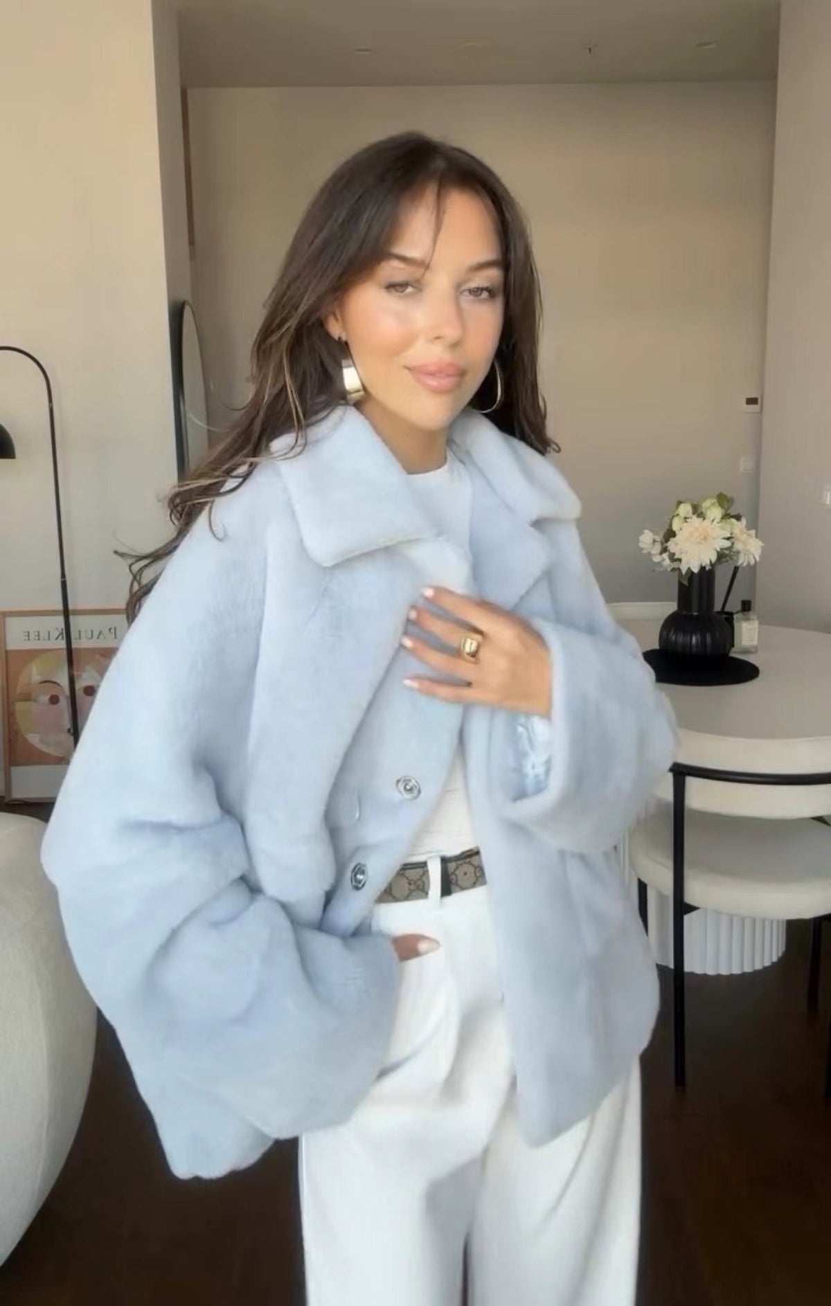 CHLOE - The Elegant Furry Coat