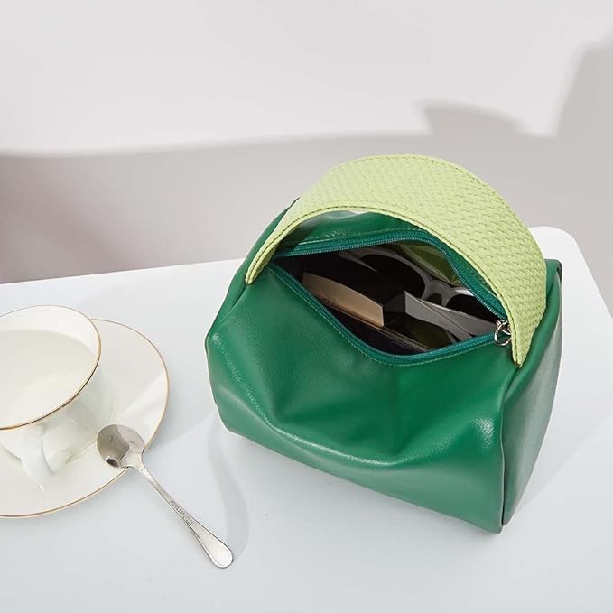 Giovanna | Waterproof PU Leather Cosmetic Bag 3