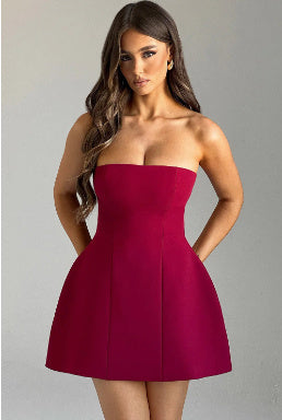 Anspruchsvolles Tubekleid