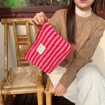 Artemis | Stylish, compact, and portable cosmetic bag 5