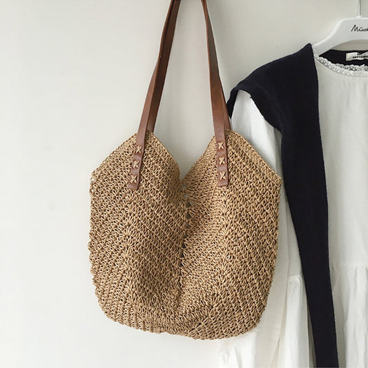 NIKKI | Unique and Comfortable Beach Bag 1