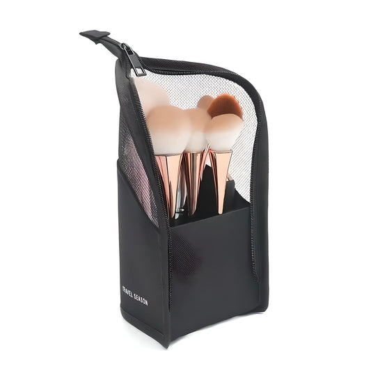 Scarlett | Compact and spaciously designed makeup pouch 1