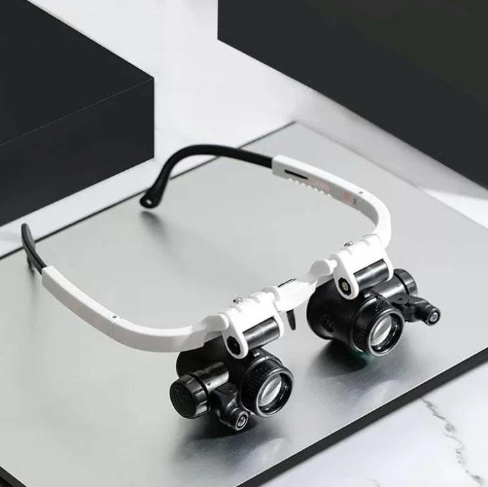 Adjustable LED enlargement glasses with 8x, 15x and 23x enlargement for hobbies and precision work 1