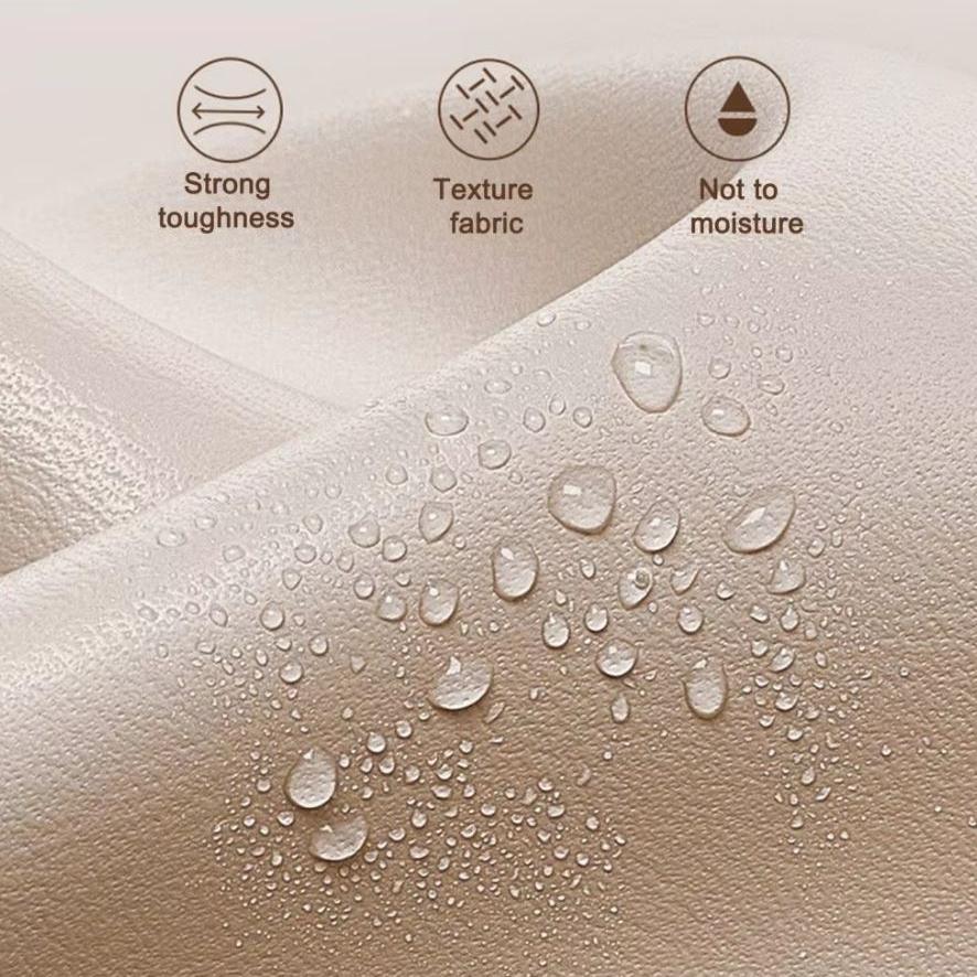 Lily | Spacious, stylish, and travel-friendly beauty essentials bag 6