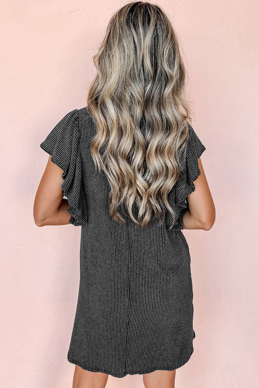  Chic Mini-Dress Featuring Textured Ruffled Sleeves-4