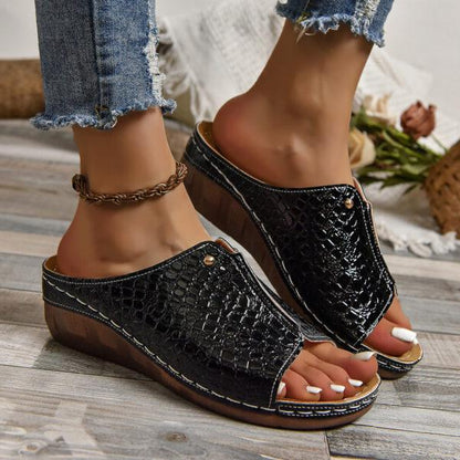 Chic Women’s Orthopedic Sandals 2