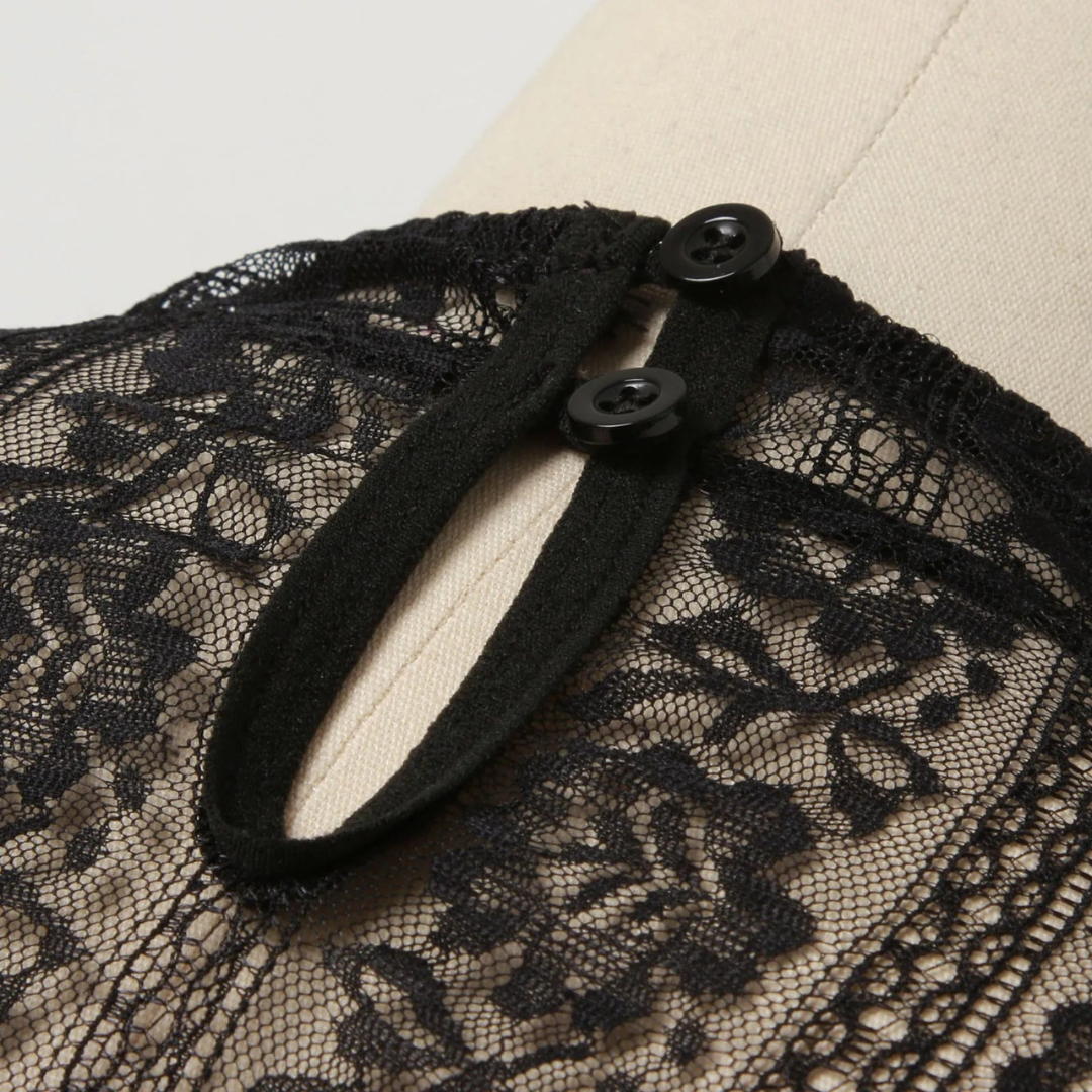Dirndl blouse made of lace with a stand-up collar and 3/4 sleeves for traditional costumes 2
