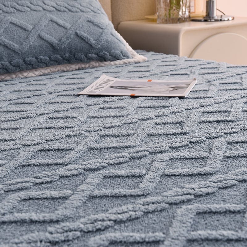 DreamLoom | Velvet Duvet Cover Set for Luxurious Bedroom Comfort and Modern Decor 3