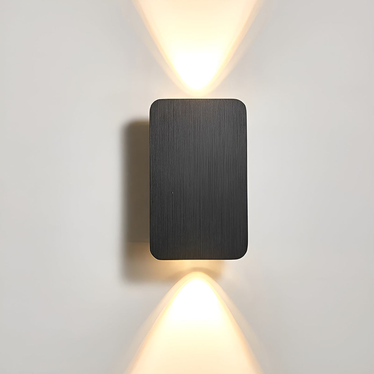 Frendorf - Elegant LED wall light in minimalist design for your home 0