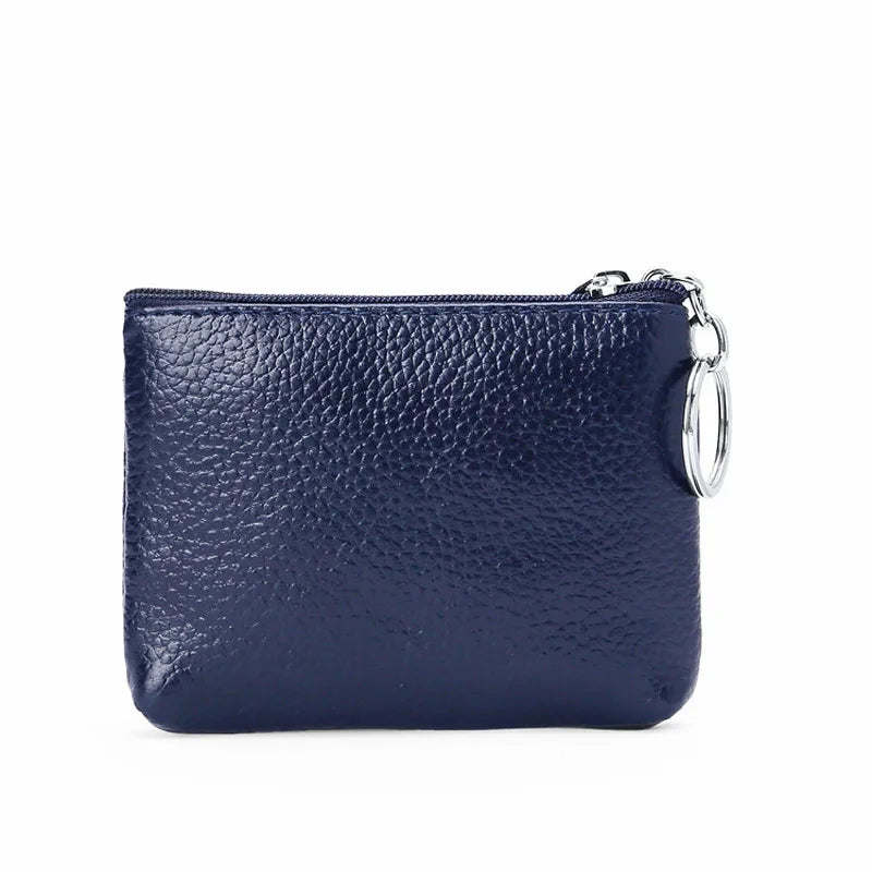 Arely | Compact Travel Bag Made of Genuine Leather with Key Holder 3
