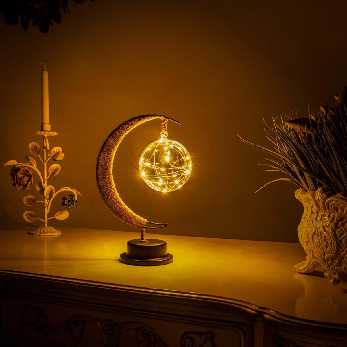 Lunar table lamp 0