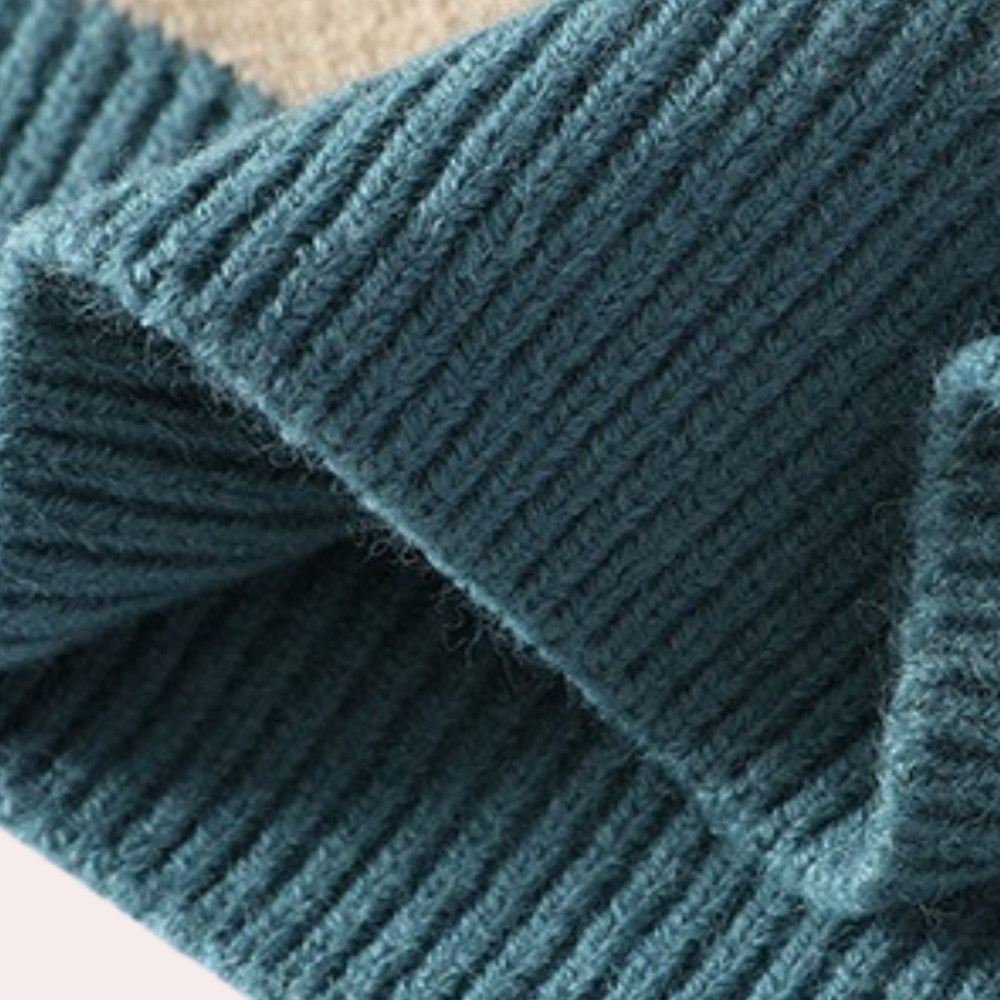 Men’s Knitted Sweater - Geometric Pattern - Crew Neck - Relaxed Fit - Long Sleeve 4