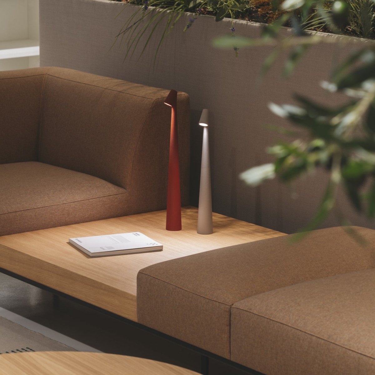 Minimalist beam lamp 3