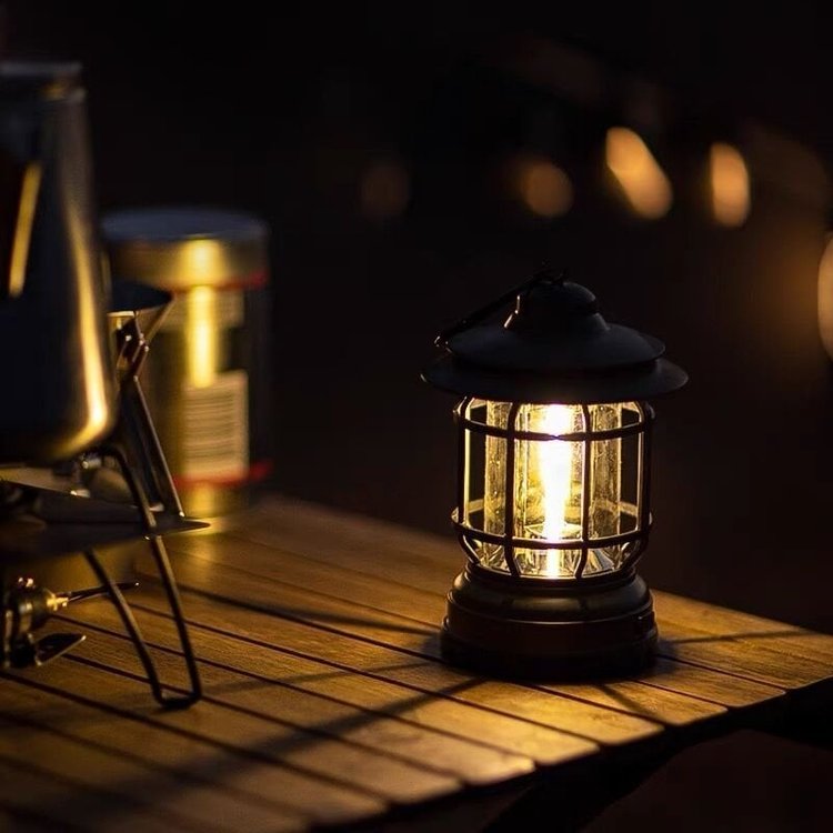 Portable retro camping lamp 3
