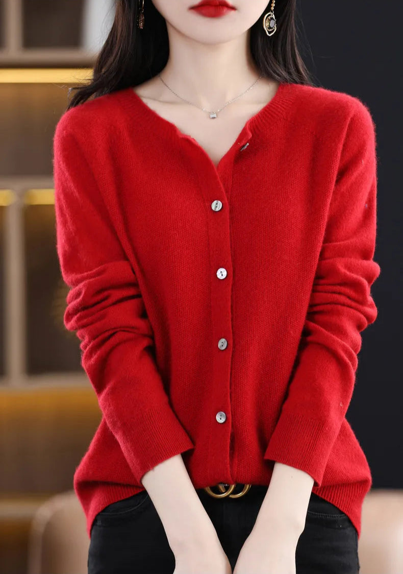 LOUISE | Essential Soft-Touch Button-Up Cardigan
