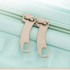 Iliana | Stylish and lightweight makeup case with multiple compartments 4